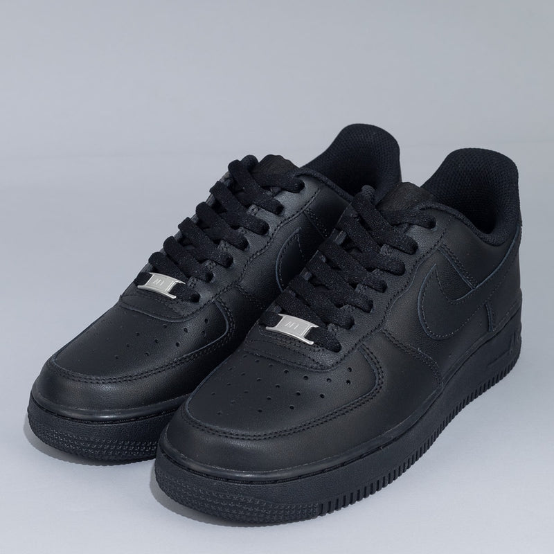 Nike Air Force 1 ’07 All Black