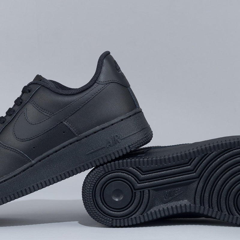 Nike Air Force 1 ’07 All Black