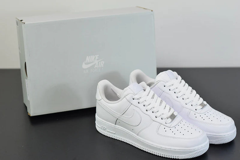 Nike Air Force 1 ’07 White