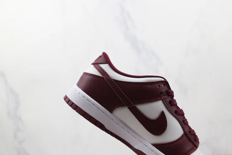 Nike Dunk Low Bordeaux