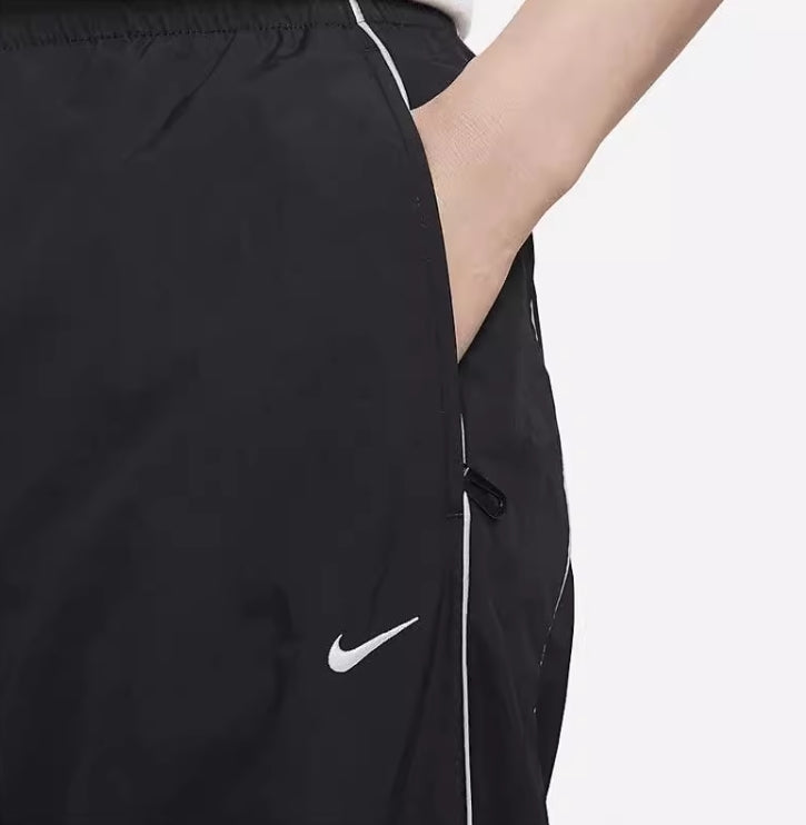 Conjunto Nike Sportwear Solo Swoosh